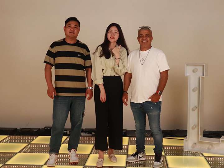 topdance customer (13) topdance customer (13)