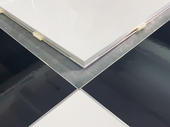 Easy and Tight Installation