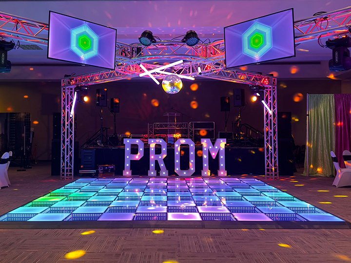 -Infographic-of-essential-event-space-floor-plan-elements.