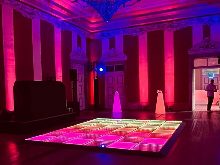 Wireless LED dance floor by TOP Dance