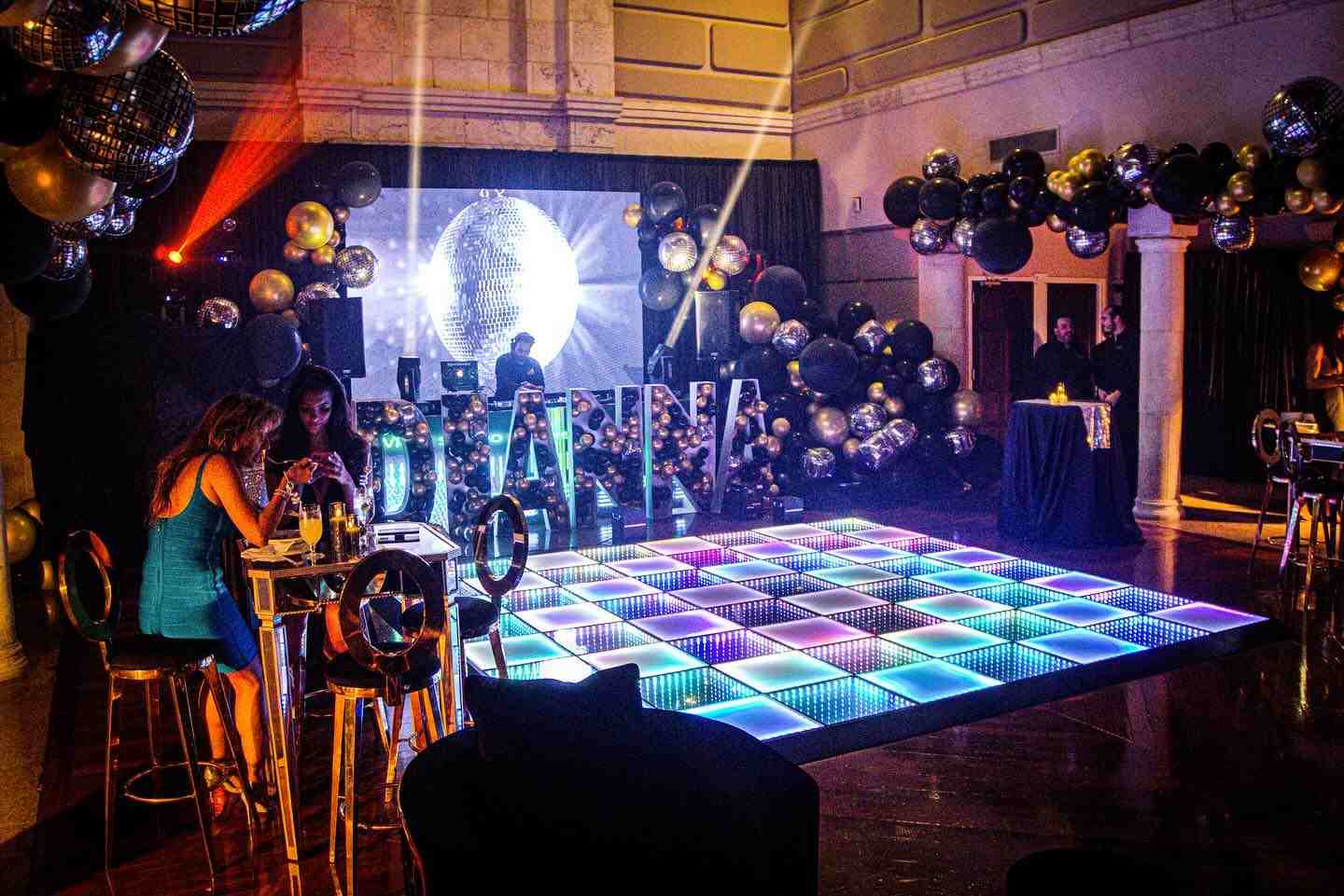 Germany Berlin Isabella Schmidt dj light floor