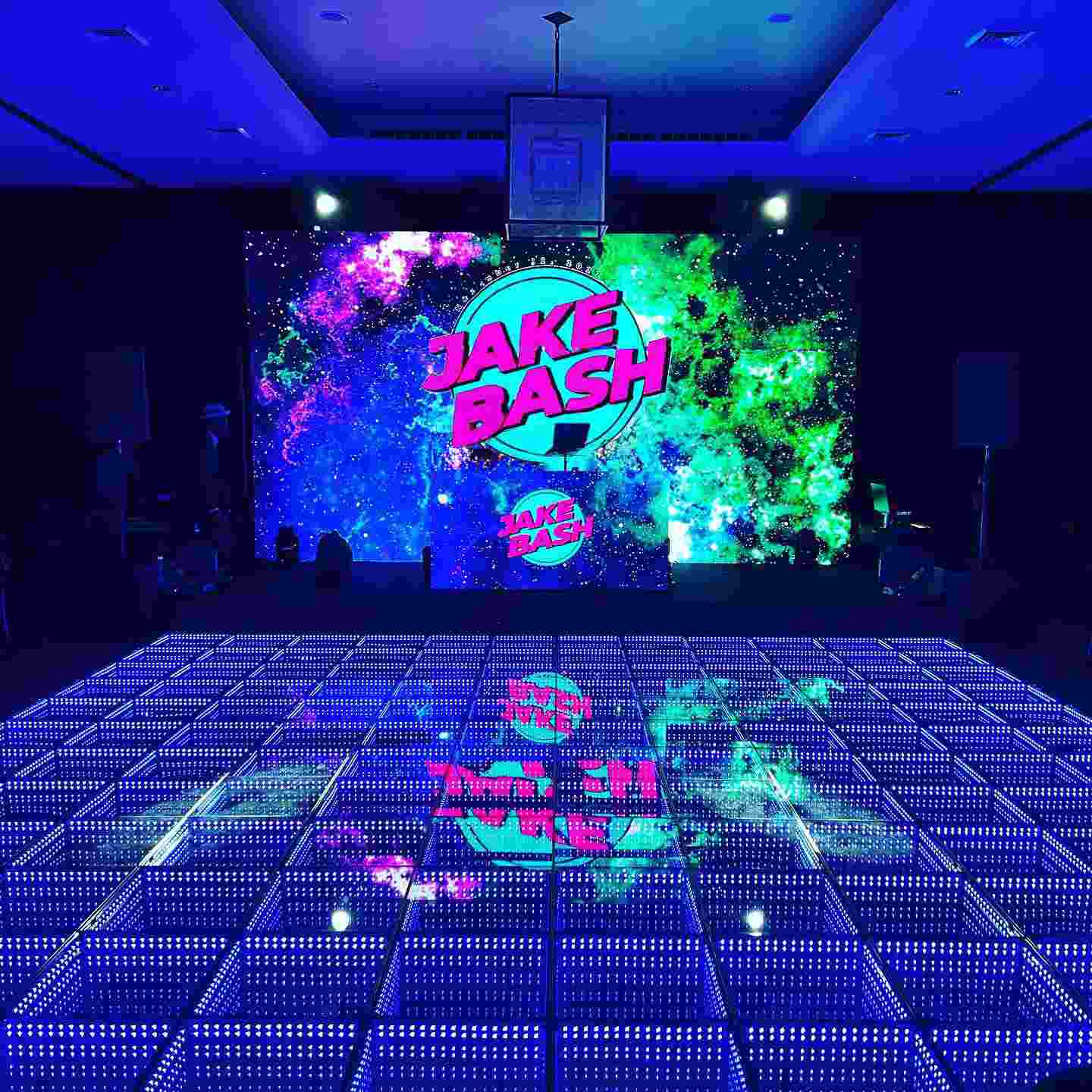 United Kingdom dj dance floor Manchester Olivia Taylor